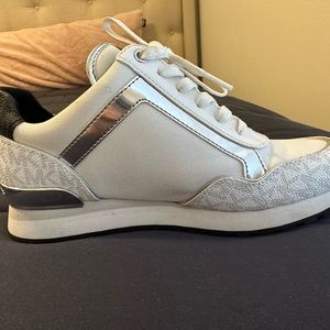 Mk shoes, women’s 7.5